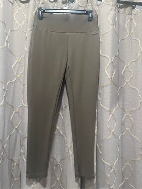 Tahari Olive Ankle-Length Pull-On Slim Pants